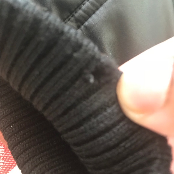 🔴SOLD🔴LOUIS VUITTON MURAKAMI REVERSIBLE JACKET - Picture 7 of 7